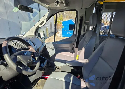 2015 Ford Transit T-350 z USA, uszkodzony, nr VIN 1FBZX2XM8FKA67809